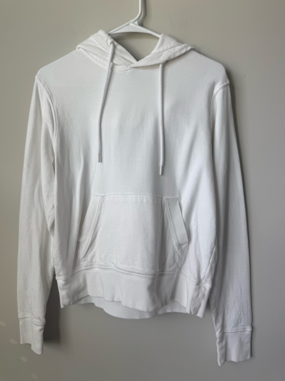 Athleta  White Pullover Hoodie sweatshirt size medium